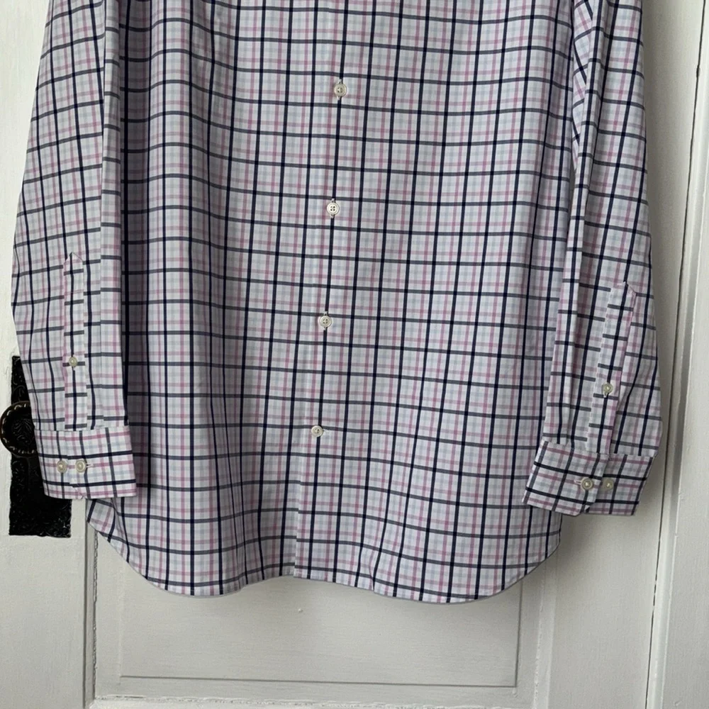 BANANA REPUBLIC WRINKLE RESISTANT PLAID LONG SLEEVE BUTTON DOWN